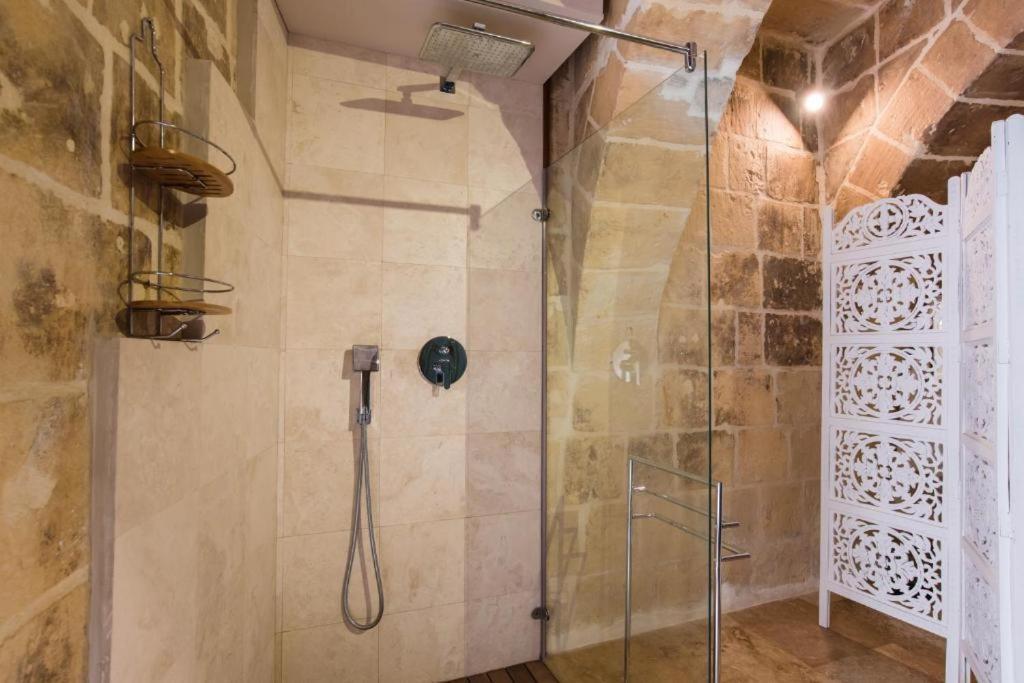 Heritage Apartment Валетта Экстерьер фото